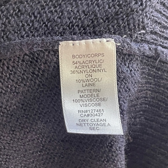 WILDFOX Hampton Tennis Club 1966 Semi Sheer Oversized Sweater Navy V-Neck Small - Picture 9 of 10